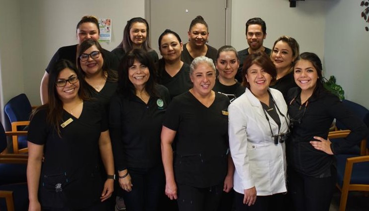 Dentist in El Paso Gave Away Free Dentistry at 8th Annual Free Emergency Dentistry Day Event