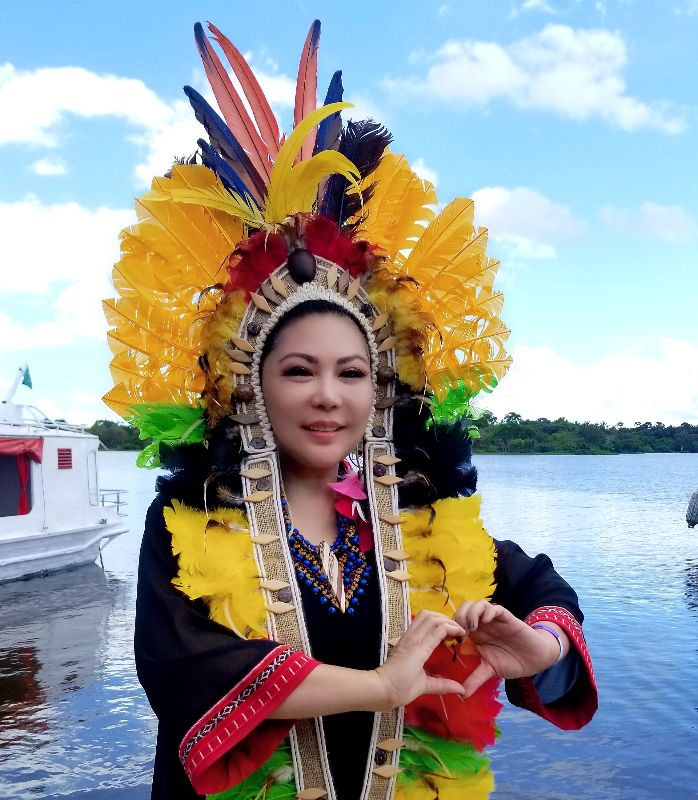 The Traveling Princess Meets Mayor of Manaus and Explored the Amazon