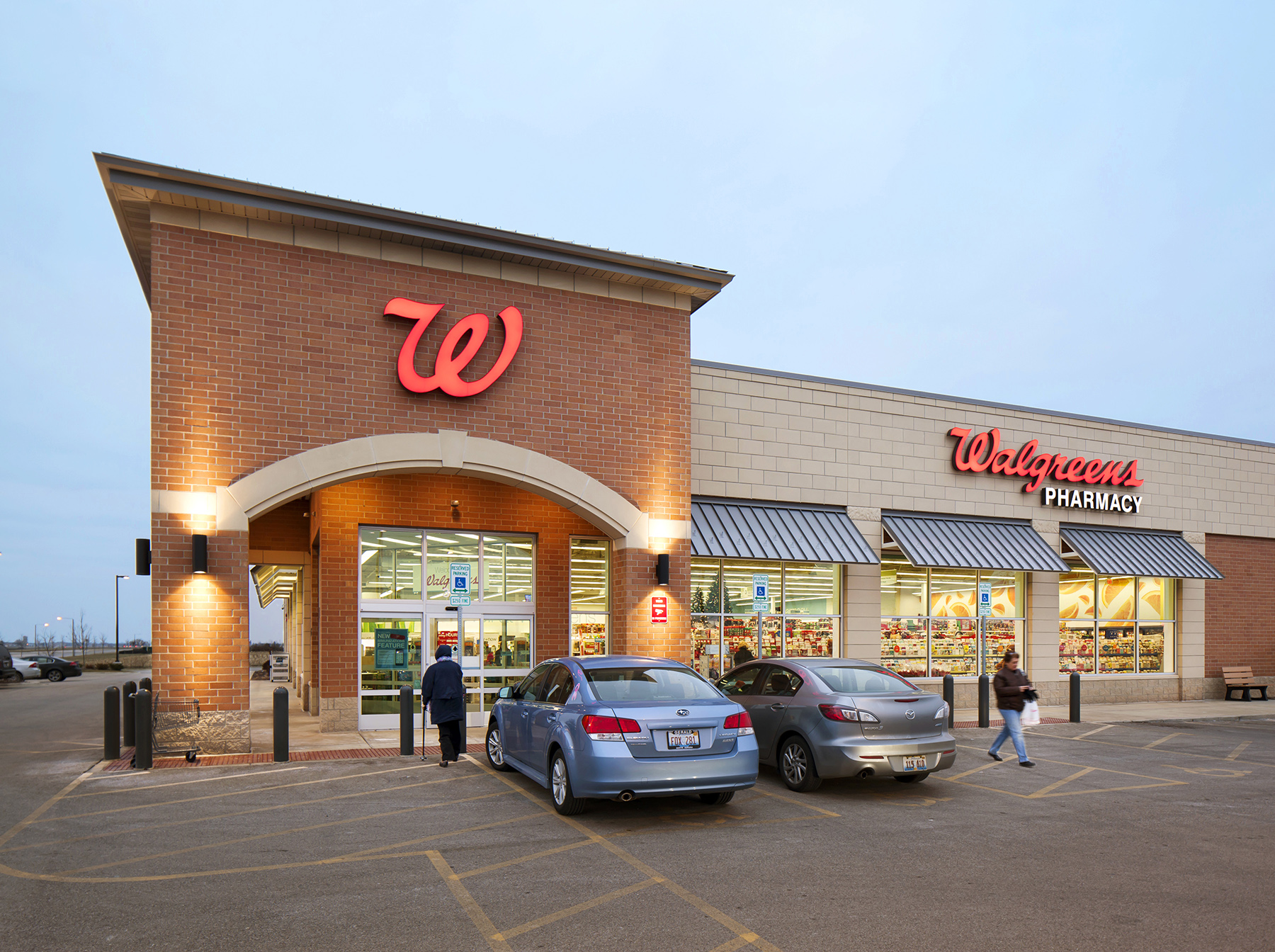 Hanley Investment Group Arranges Sales of Three Single-Tenant Walgreens for $22.6 Million to Three Buyers in 25 Days