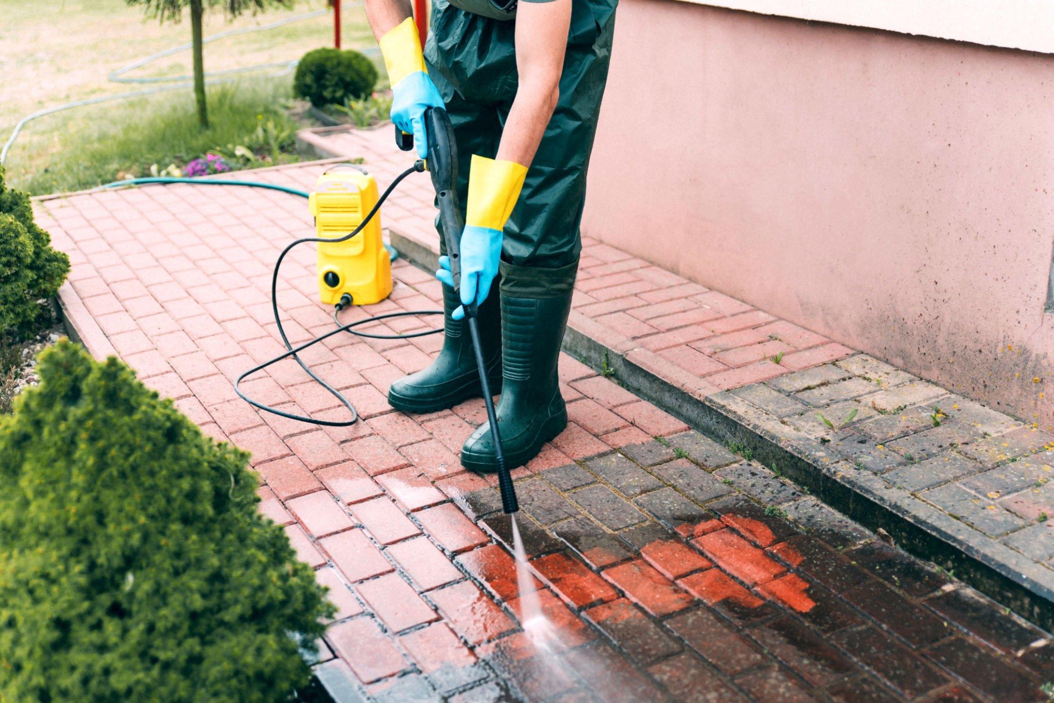 The Ultimate Guide To Pressure Washing Services in Denver, CO