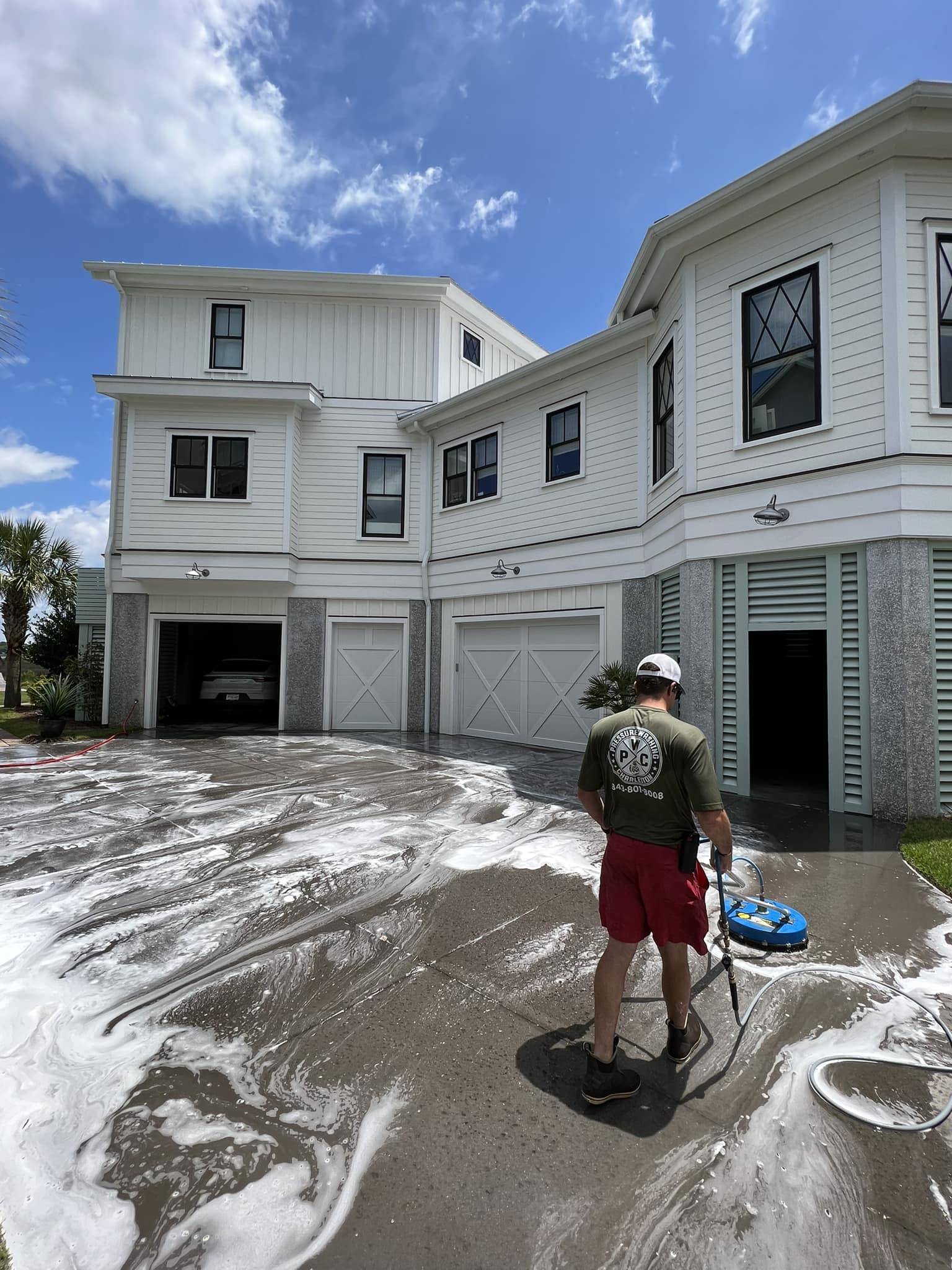 Pressure Washing Charleston Elevates the Standard for Expert Cleaning