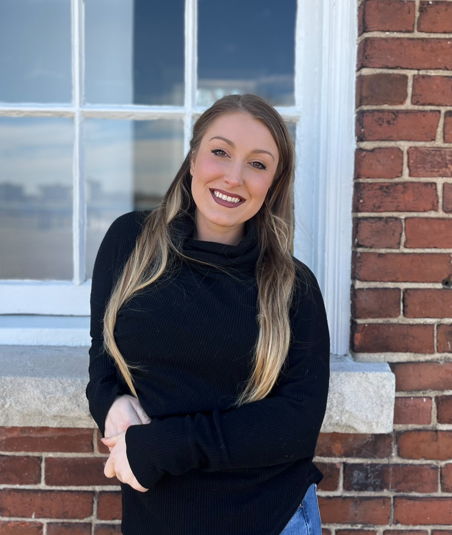 Amber Tohlman Joins Bellabay Realty, Bringing a Creative Touch to Port Huron's Real Estate Scene