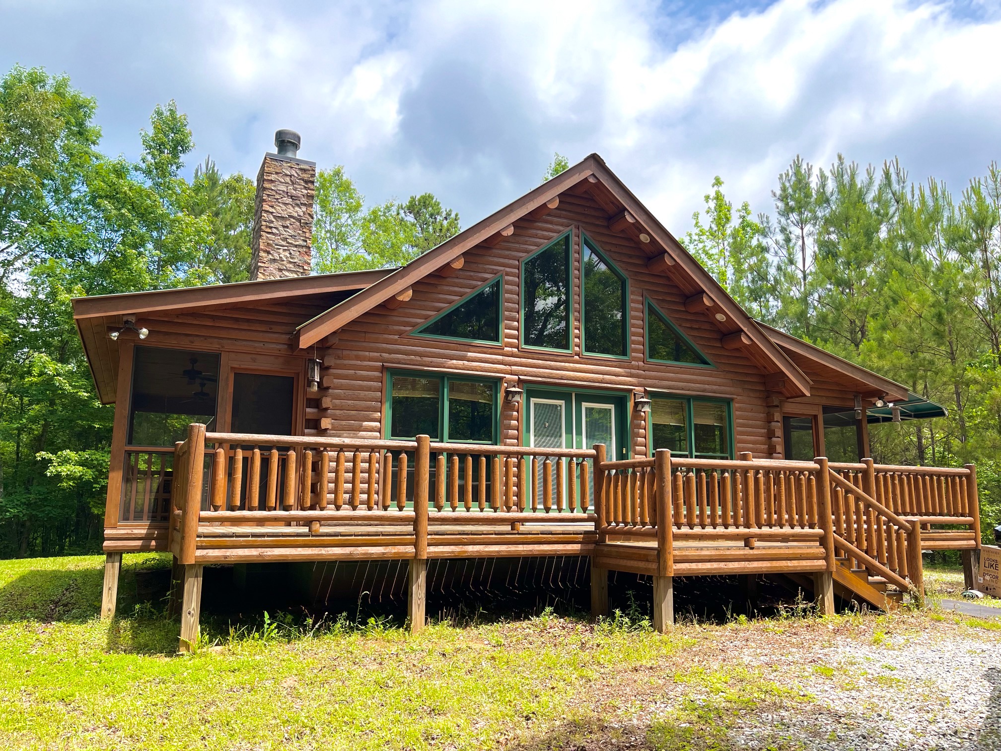 Couples from Peachtree City Flock to Pine Mountain's Premier Vacation Spot: The 22 Cabin