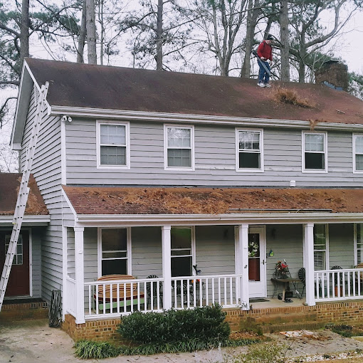 AmeriTop Roofing Contractors Set New Standards in Roof Repair