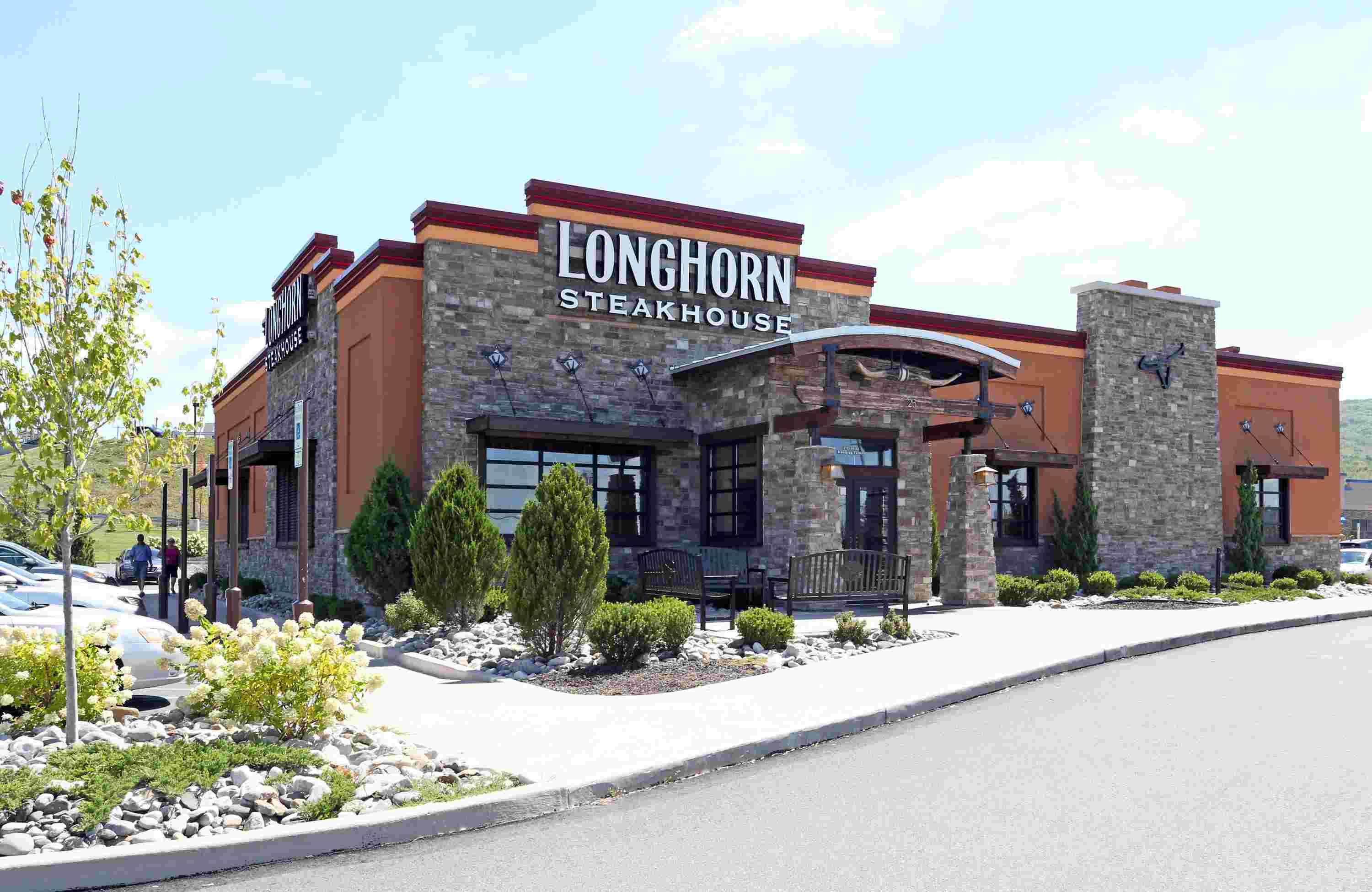 The Boulder Group Arranges Sale of Net Leased Longhorn Property in Atlanta MSA