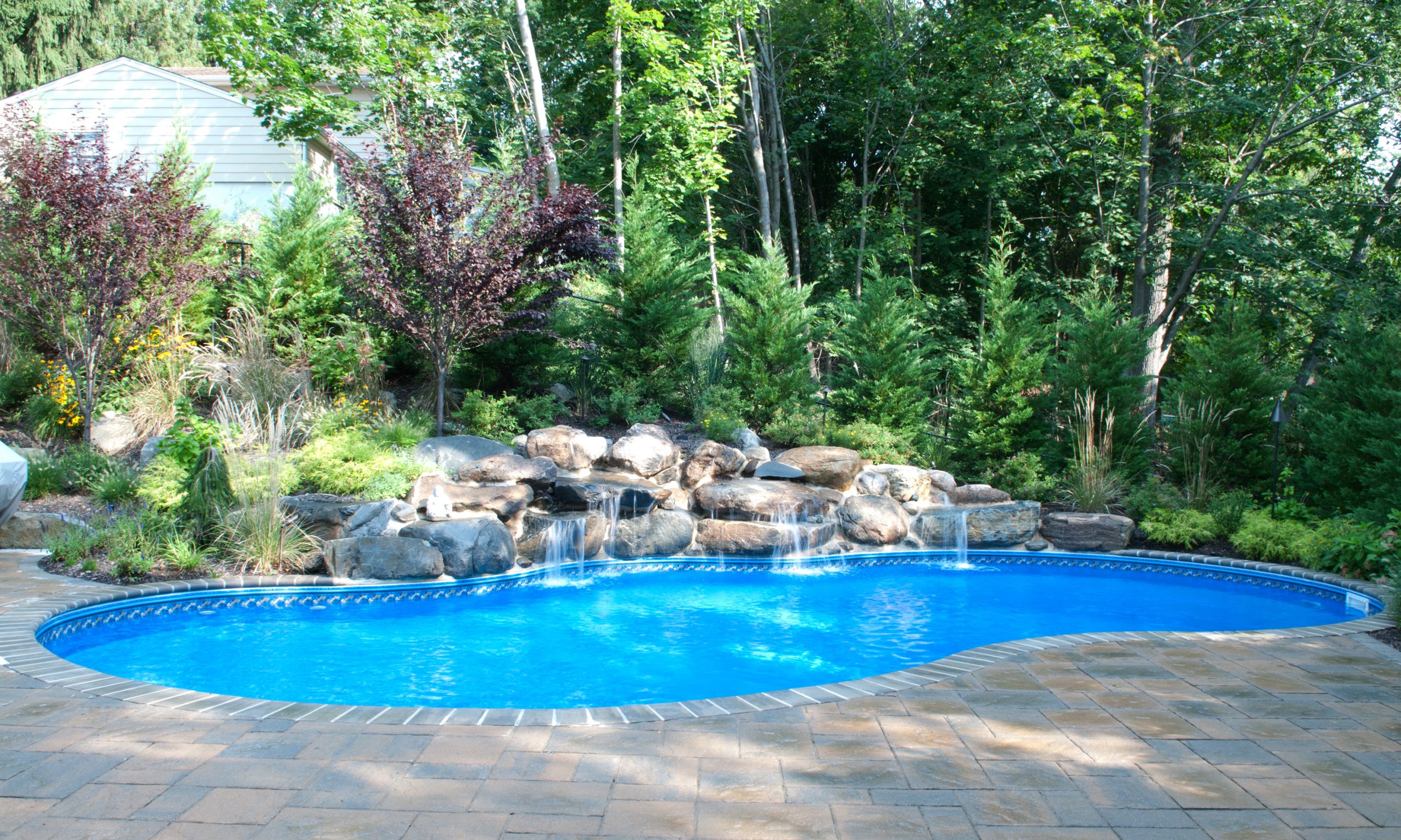 Experience Luxury Living with EverClear's Pool Installations