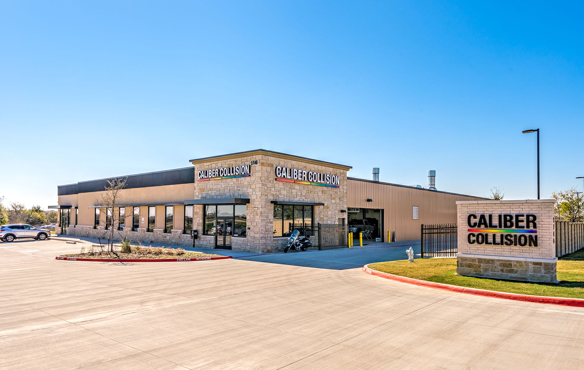 The Boulder Group Arranges Sale of Net Lease Caliber Collision Property in Michigan