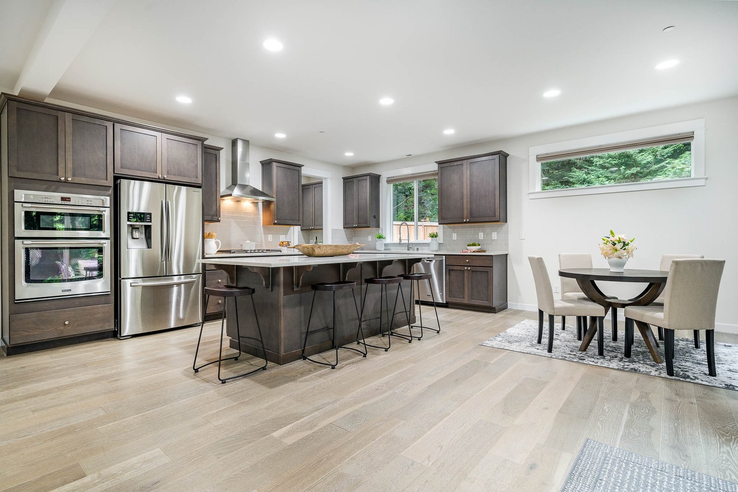 Top Kirkland, WA Realtor Presents Exclusive $2.6M Luxury Home Listing with Premium Amenities