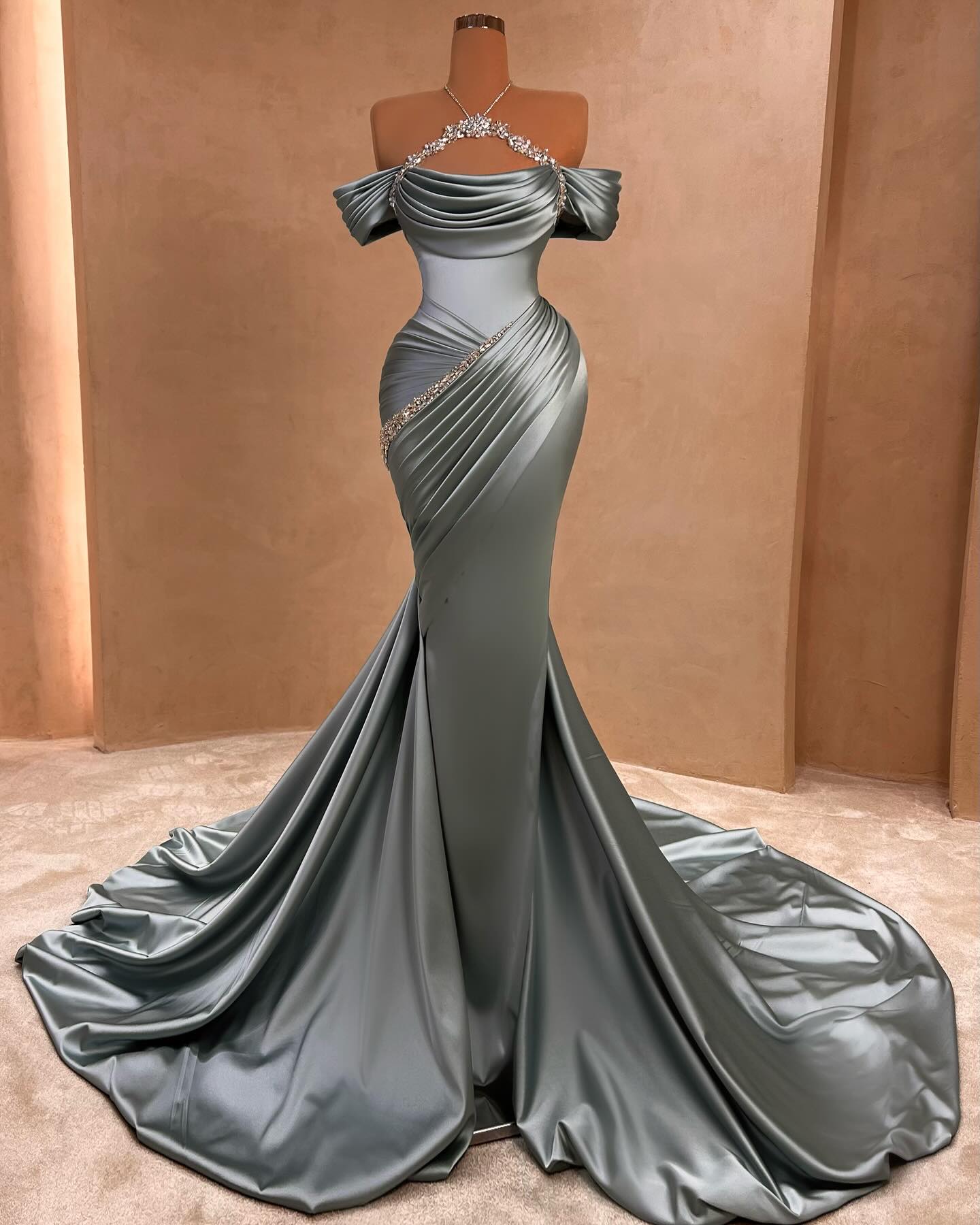 BMbridal.de's Spectacular Prom Dresses Trend Exhibition Set for 2025