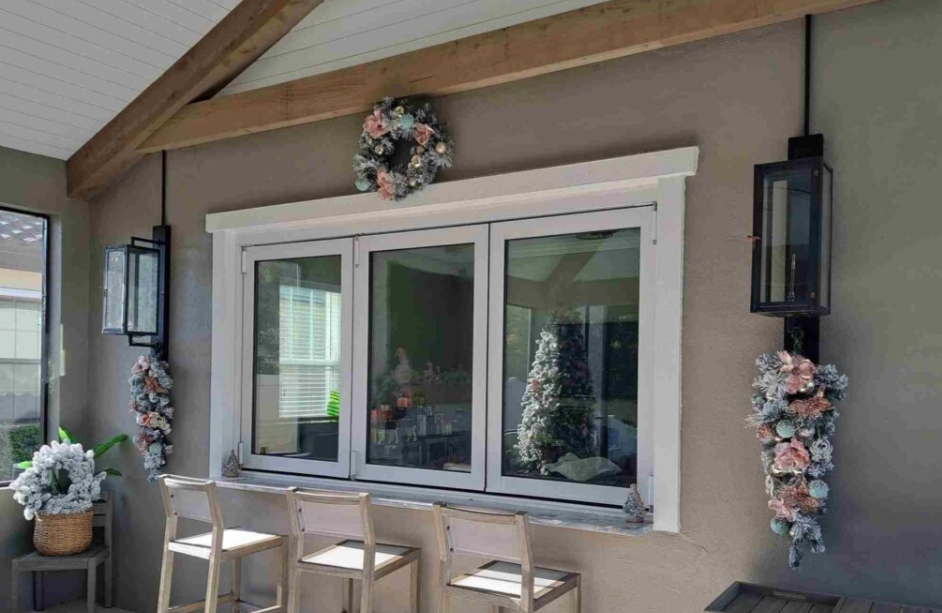 Transform Spaces with UFold Doors: 2024 Trends in Open-Concept Living